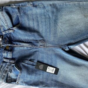 Fashion Nova Gemma Sculpting Stretch Bootcut Vintage Wash Jeans Size 9